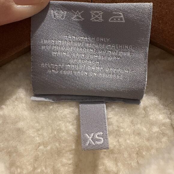 Felted Aran Woollen Mills Cardigan XS Ireland Merino Wool Shrunken Fit Girls 6-8 - Picture 3 of 11